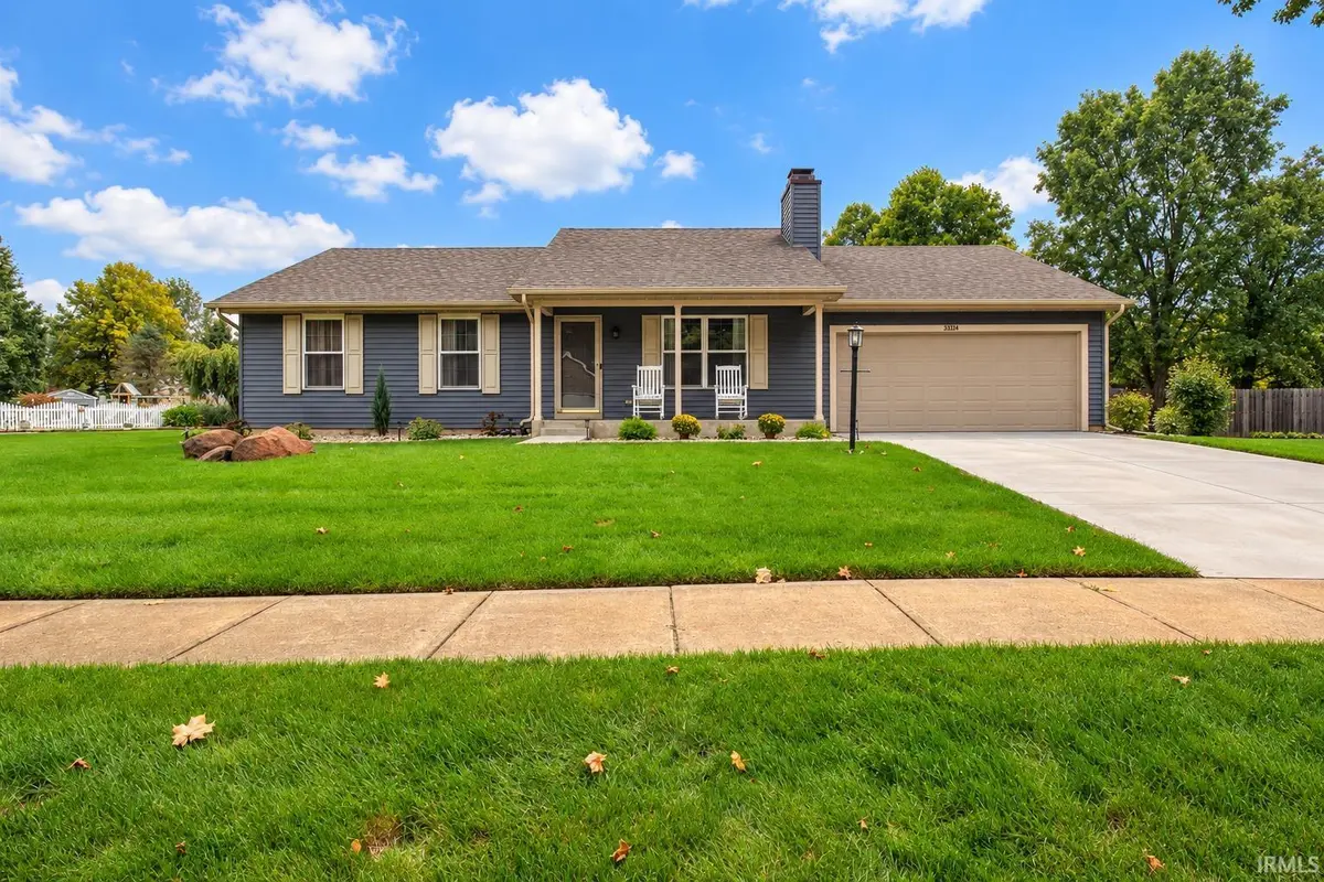 33724 Woodmont Ridge DR, New Carlisle, IN 46552