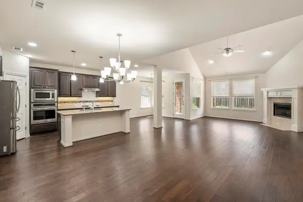 272 Nantucket CIR, Austin, TX 78737