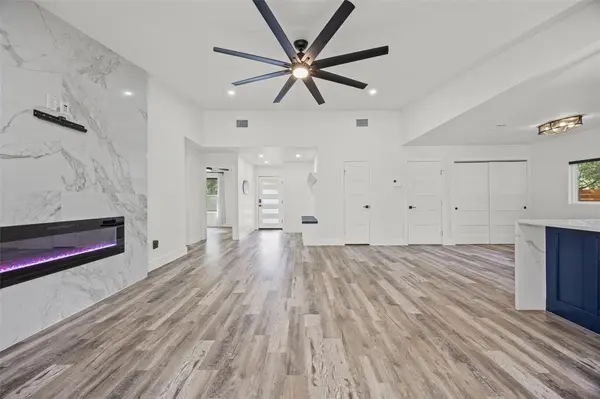 7404 Gunnison PASS #1, Austin, TX 78724