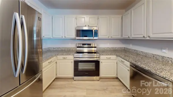 1105 Torrence CIR, Davidson, NC 28036
