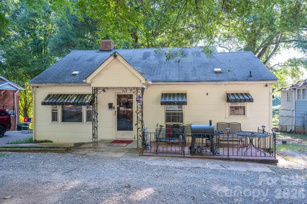 712 N Weldon ST, Gastonia, NC 28052