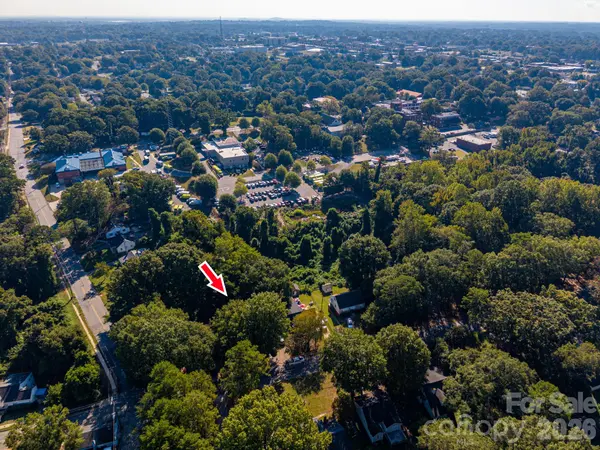 712 N Weldon ST, Gastonia, NC 28052