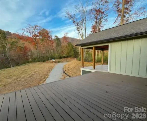 864 Matho TRCE #48, Lake Lure, NC 28746