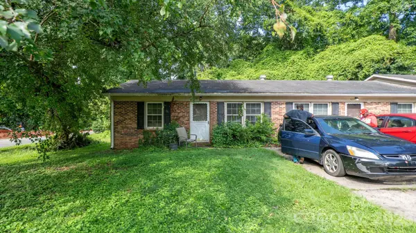 423 N Carpenter ST, Gastonia, NC 28054