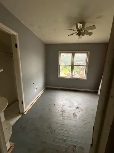 3602 N McCoy ST, Independence, MO 64050