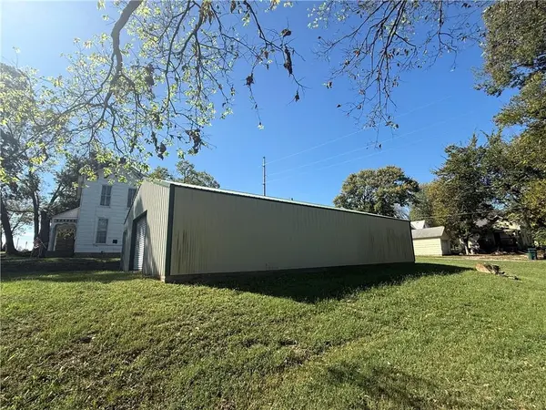 112 S Margrave ST, Fort Scott, KS 66701