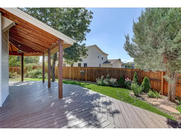 2009 Glenarbor, Longmont, CO 80504