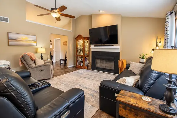 33724 Woodmont Ridge DR, New Carlisle, IN 46552