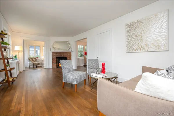 20 Byron AVE, White Plains, NY 10606