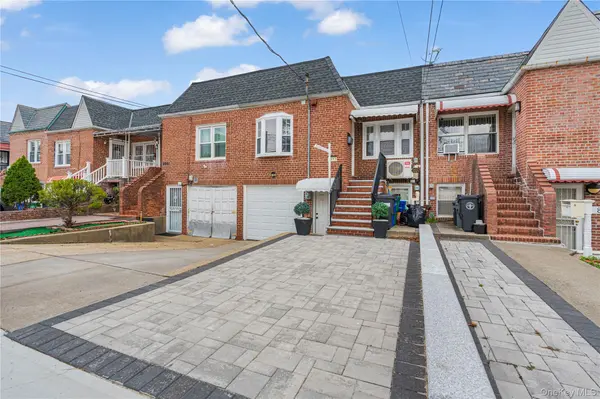 8953 Vanderveer ST, Queens Village, NY 11427