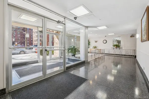 153-25 88th ST #5L, Howard Beach, NY 11414