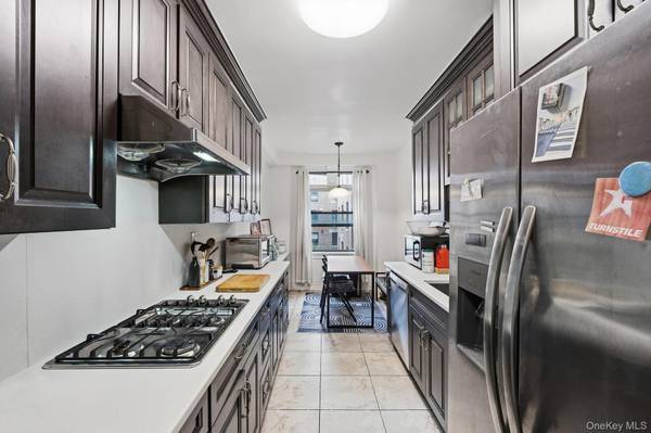 148-09 Northern BLVD #3B, Flushing, NY 11354