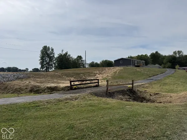 5954 N US HWY 31, Seymour, IN 47274