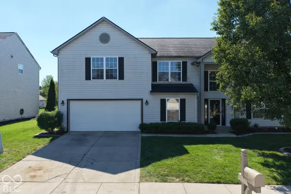 11633 Sinclair DR, Indianapolis, IN 46235