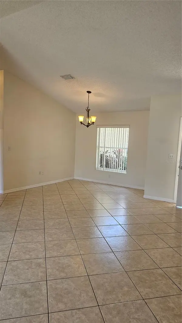 31 PILLAR LN, Palm Coast, FL 32164