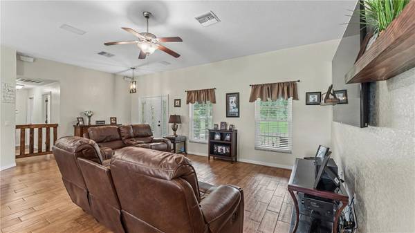8515 TOM COSTINE RD, Lakeland, FL 33809