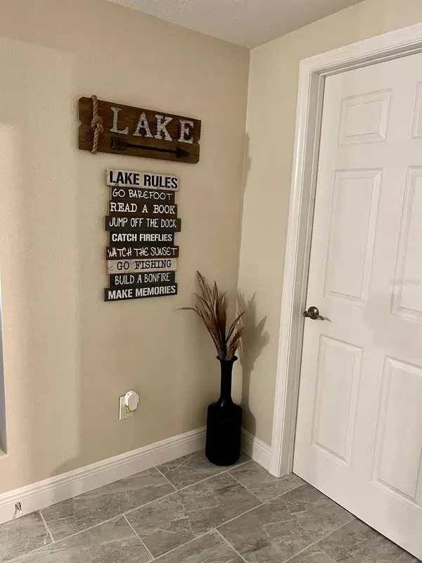 896 CR 485A, Lake Panasoffkee, FL 33538