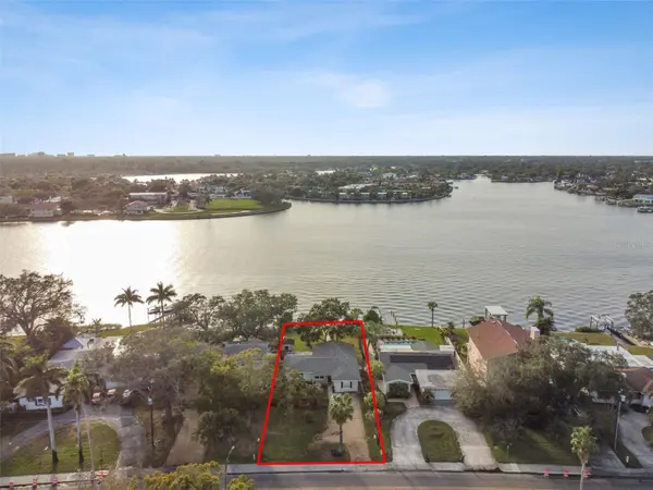 3618 SHORE ACRES BLVD NE, St Petersburg, FL 33703
