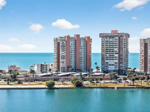 17920 GULF BLVD #102, Redington Shores, FL 33708