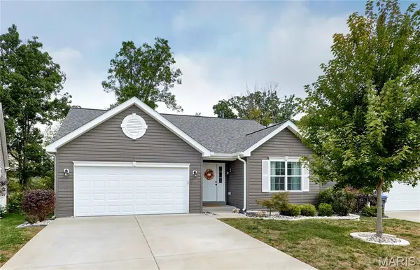 526 Brookside Forest CT, O'fallon, MO 63366