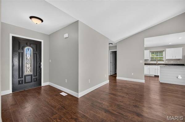 116 Pioneer CT, Waynesville, MO 65583