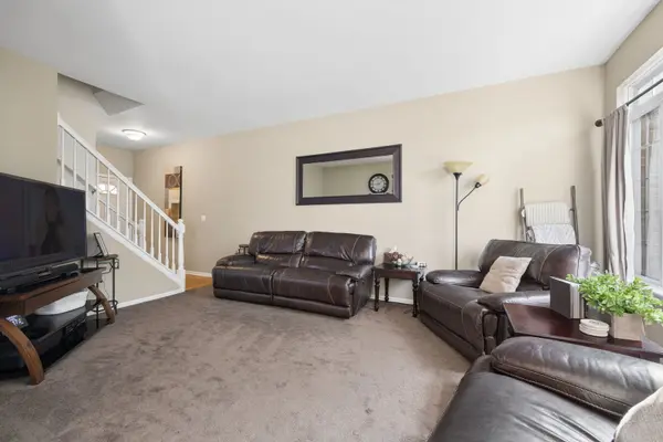 8415 Stratford DR #8415, Tinley Park, IL 60487