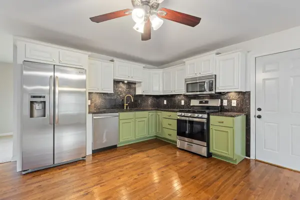 345 Hickory AVE, Romeoville, IL 60446