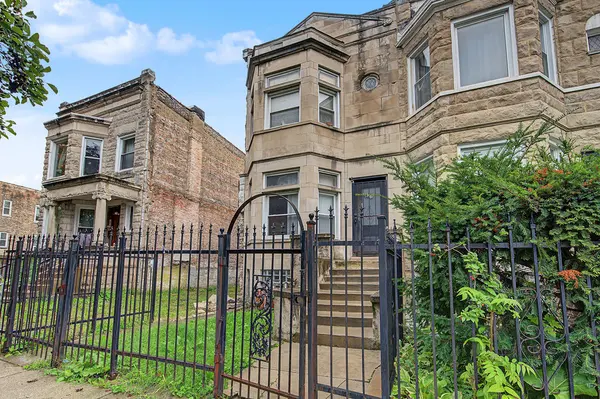 3621 W LEXINGTON ST, Chicago, IL 60624