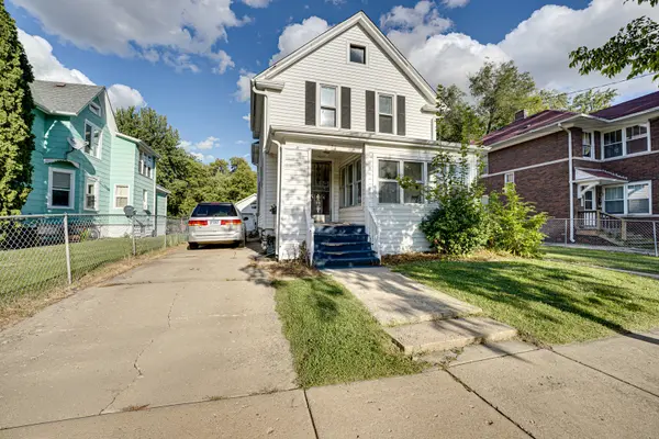523 GRAND AVE #2, Aurora, IL 60506