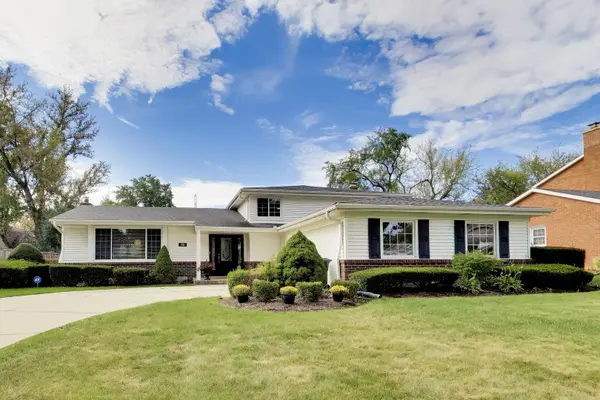 707 E Monterey RD, Palatine, IL 60074