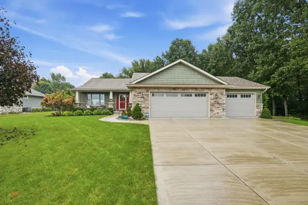 6107 Oak Valley DR, Lowell, IN 46356