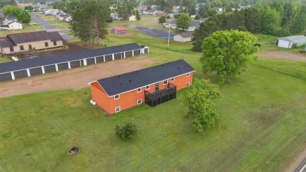 12 Linney ST, Babbitt, MN 55706