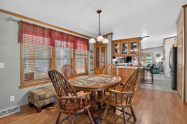 10172 48th ST, Clear Lake, MN 55319