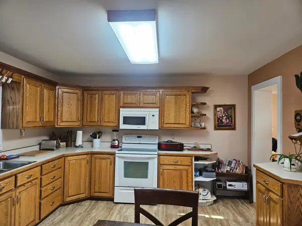 400 S 3rd ST, Fairmount, ND 58030