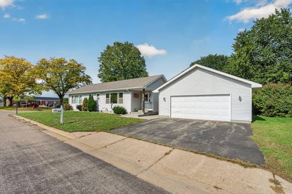 619 7th ST, Newport, MN 55055