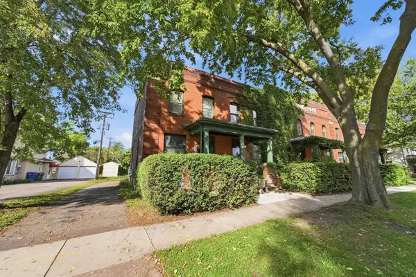 111 Isabel ST E, Saint Paul, MN 55107