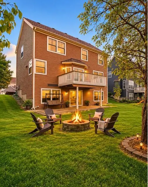 10996 Nassau CIR NE, Blaine, MN 55449