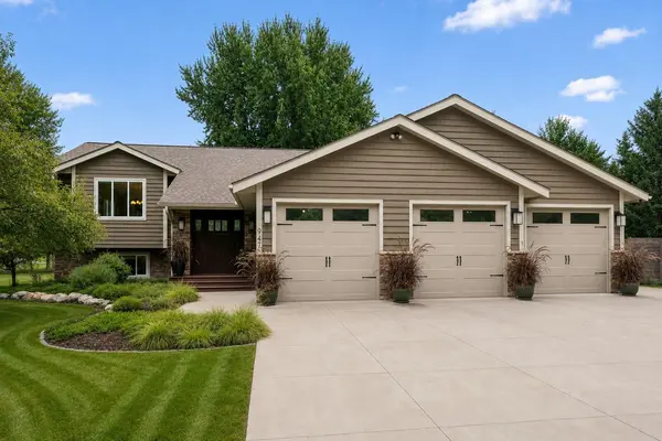 947 Sherman RD, Hudson, WI 54016