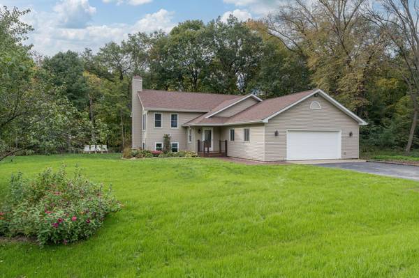 50 Canterbury CT, Mankato, MN 56001