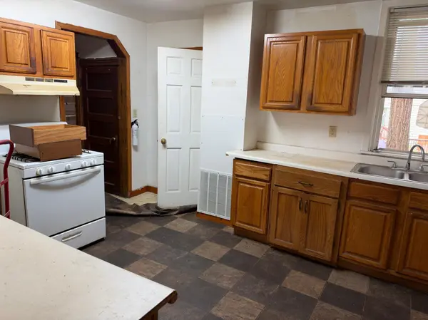 894 5th ST E, Saint Paul, MN 55106