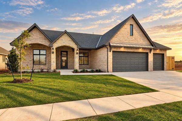 6708 NW 144th CIR, Oklahoma City, OK 73142