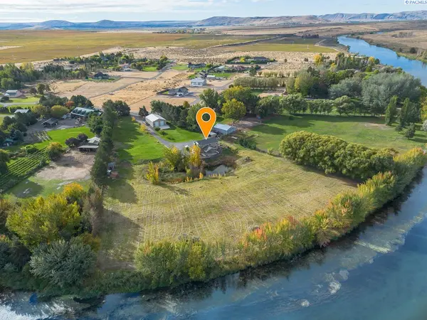 113520 N Harrington PR NE, West Richland, WA 99353