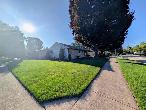 2500 S KERNAN AVE, Appleton, WI 54915