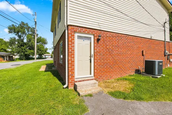 4113A Hunting Dr, Hermitage, TN 37076