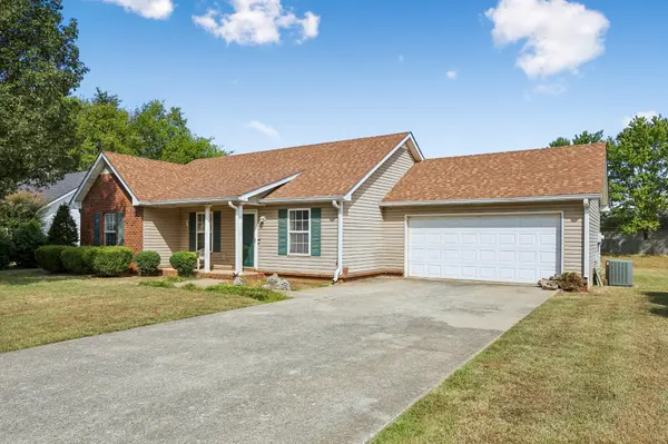 2914 Holsted Dr, Murfreesboro, TN 37128