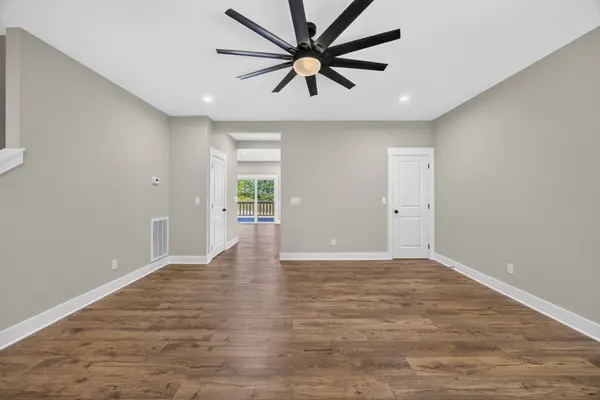 2277 Sharon Ave, Cookeville, TN 38501