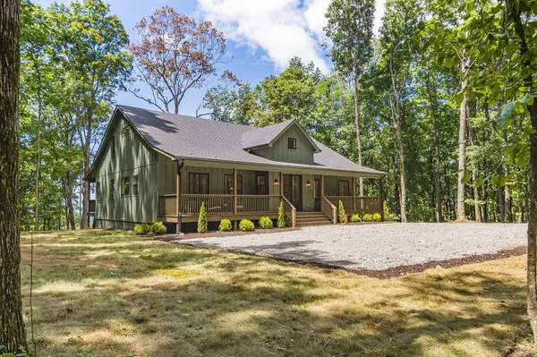 824 Valley View Drive, Altamont, TN 37301