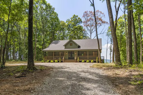 824 Valley View Drive, Altamont, TN 37301