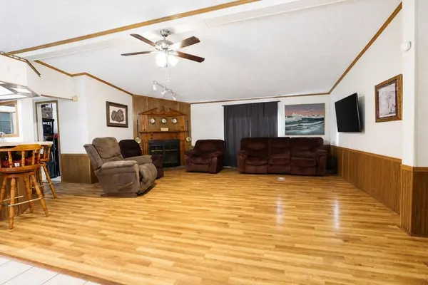 2985 James Walker Rd, Camden, TN 38320