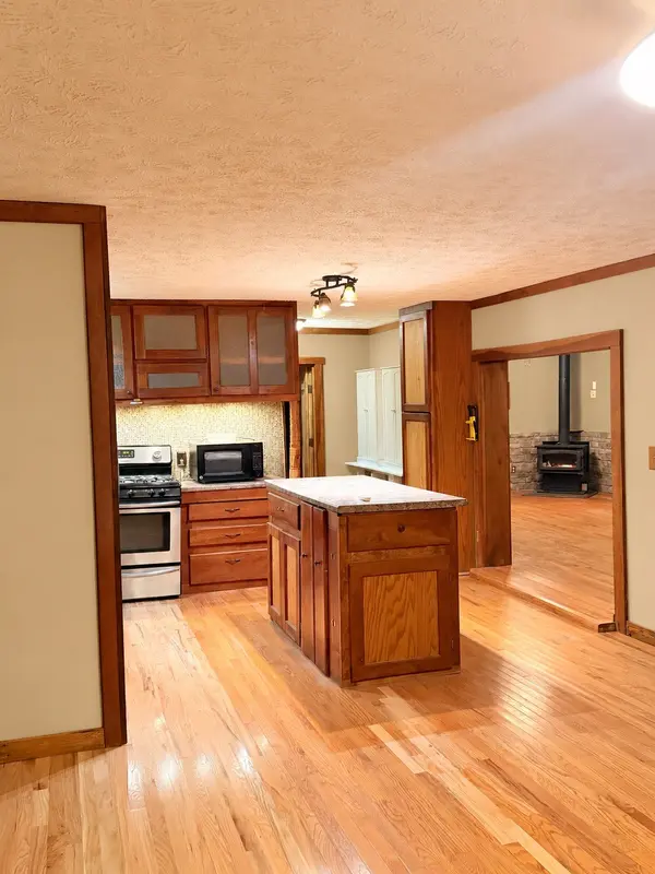 150 Amons Ln, Lafayette, TN 37083